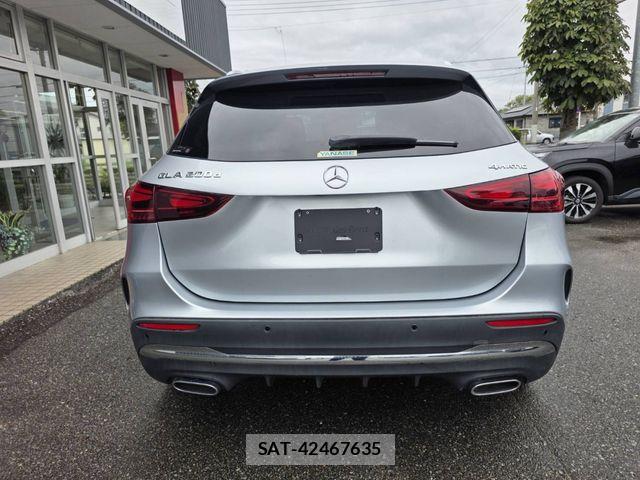 Mercedes Benz GLA-CLASS 2024-11 8781002-7
