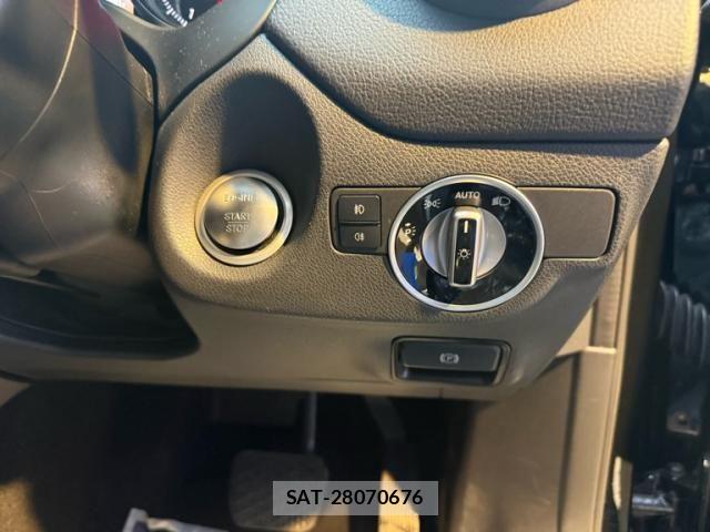 Mercedes Benz GLA-CLASS 2018-06 8849773-15