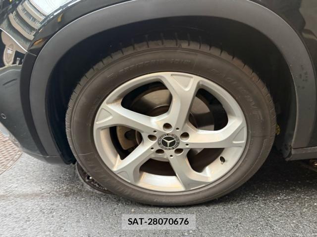 Mercedes Benz GLA-CLASS 2018-06 8849773-19