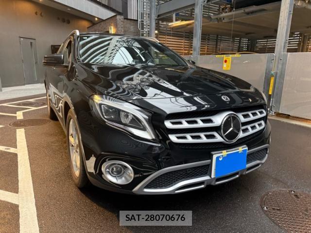 Mercedes Benz GLA-CLASS 2018-06 8849773-2