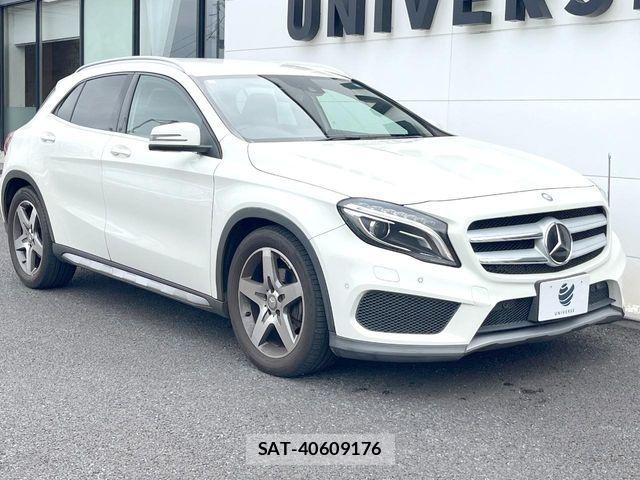 Mercedes Benz GLA-CLASS 2015-02 8849772-16