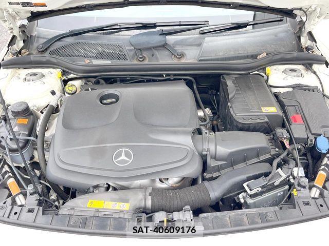 Mercedes Benz GLA-CLASS 2015-02 8849772-18