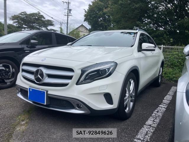 Mercedes Benz GLA-CLASS 2015-03 8849774-1