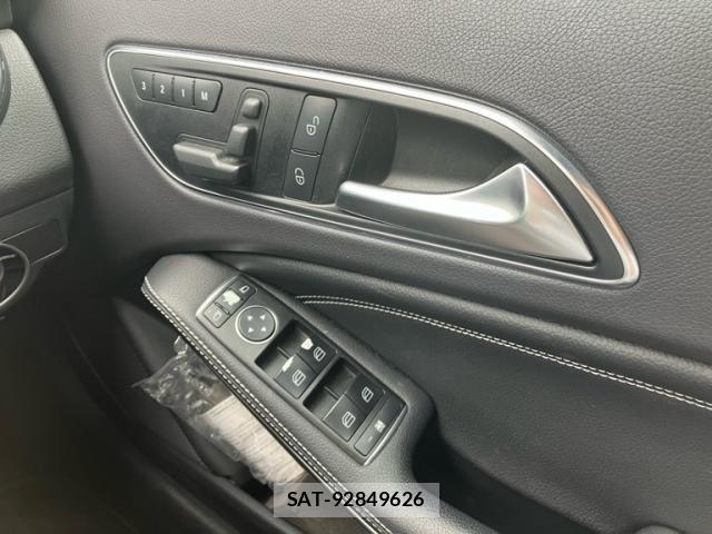 Mercedes Benz GLA-CLASS 2015-03 8849774-25