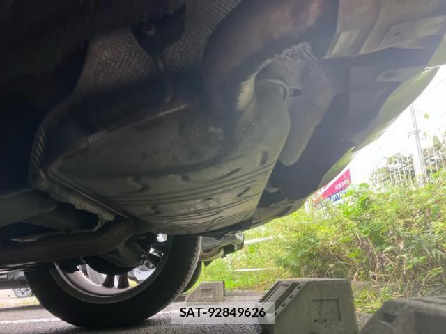 Mercedes Benz GLA-CLASS 2015-03 8849774-6
