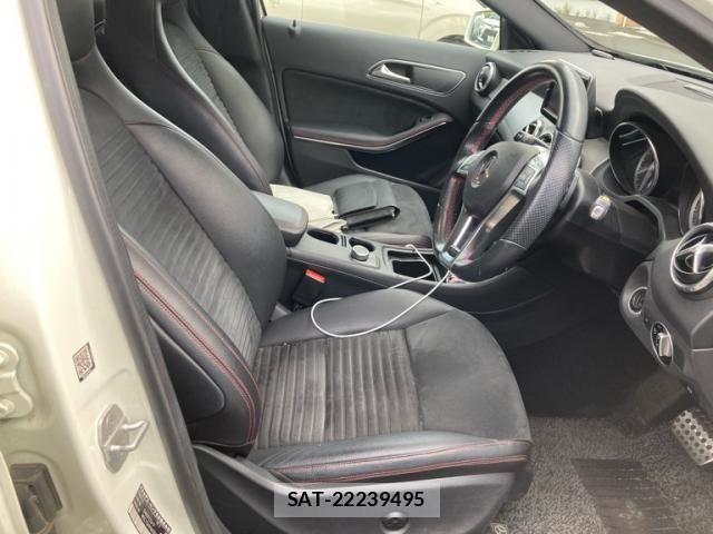 Mercedes Benz GLA-CLASS 2014-10 8849775-16