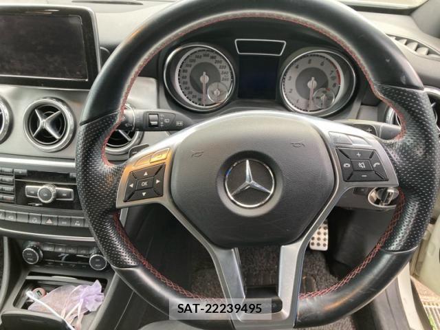 Mercedes Benz GLA-CLASS 2014-10 8849775-20