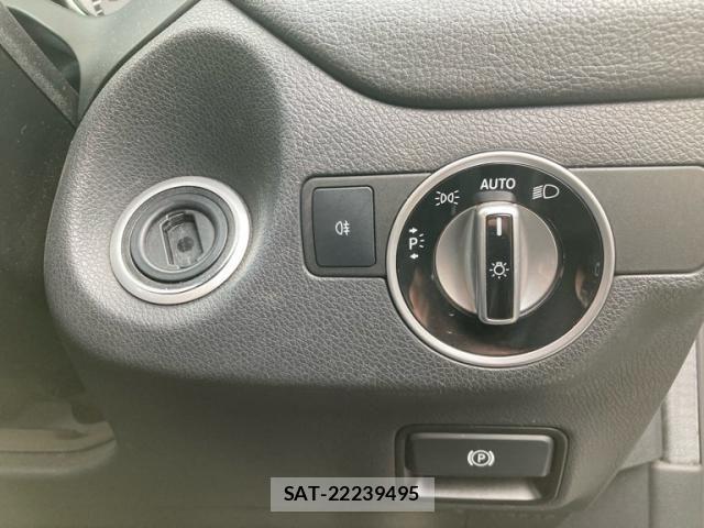 Mercedes Benz GLA-CLASS 2014-10 8849775-28