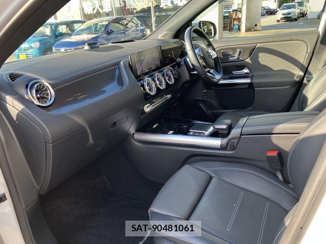 Mercedes Benz GLA-CLASS 2022-12 8871432-11