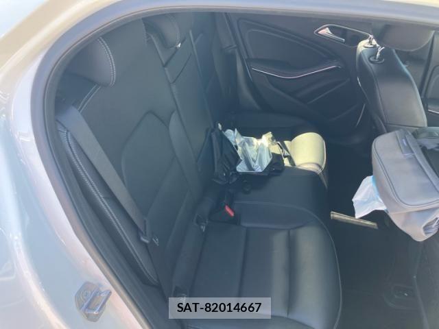 Mercedes Benz GLA-CLASS 2018-03 8871437-16