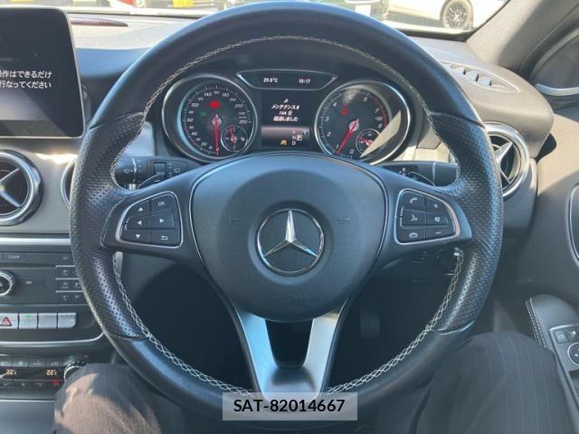 Mercedes Benz GLA-CLASS 2018-03 8871437-18