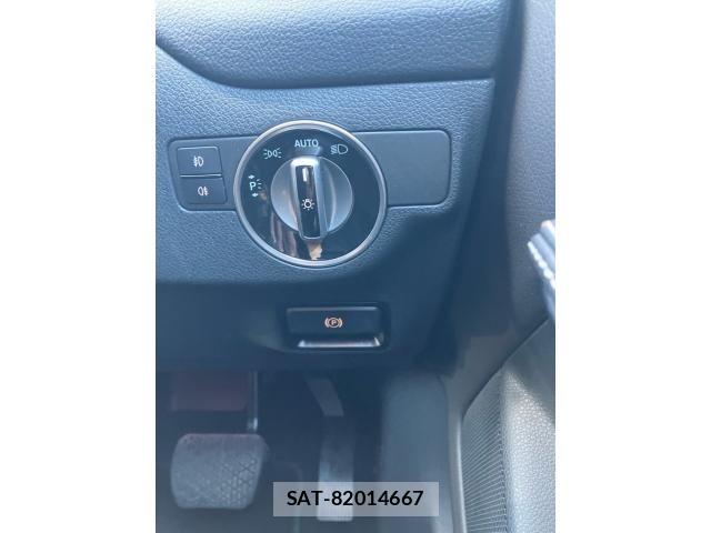 Mercedes Benz GLA-CLASS 2018-03 8871437-19