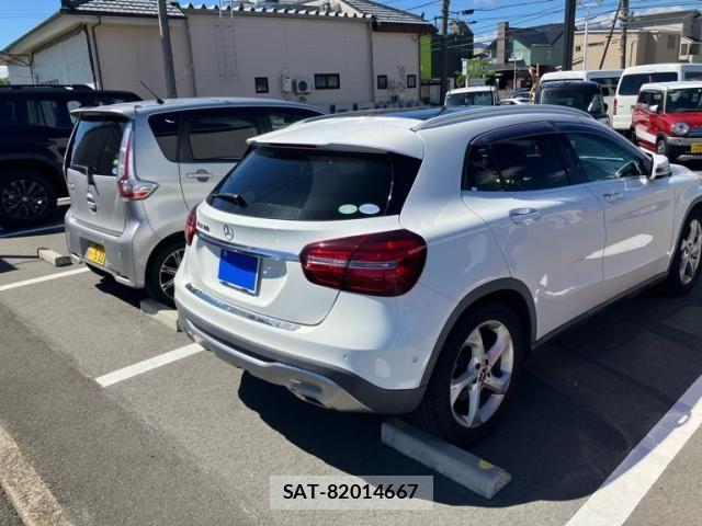 Mercedes Benz GLA-CLASS 2018-03 8871437-3
