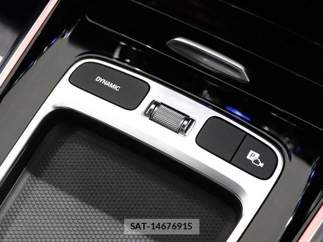 Mercedes Benz GLA-CLASS 2023-10 8880736-19