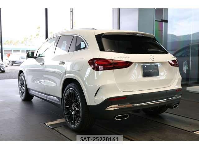 Mercedes Benz GLA-CLASS 2025-07 8880737-5