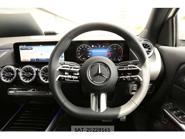 Mercedes Benz GLA-CLASS 2025-07 8880737-8