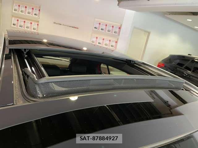 Mercedes Benz GLA-CLASS 2018-01 8880740-9