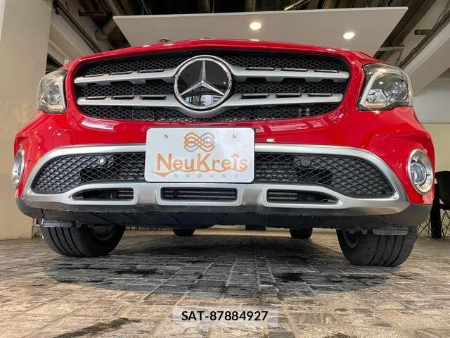 Mercedes Benz GLA-CLASS 2018-01 8880740-16