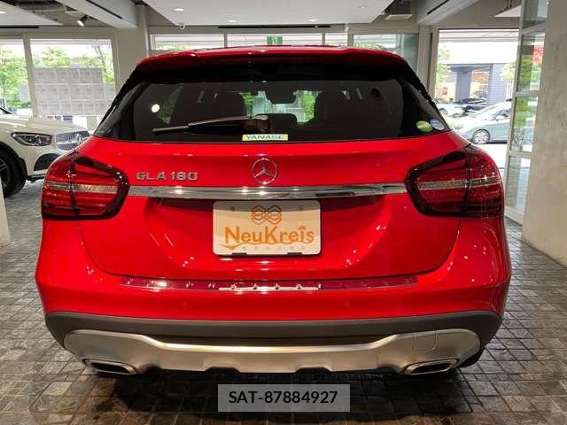 Mercedes Benz GLA-CLASS 2018-01 8880740-19