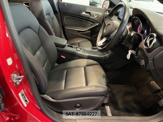 Mercedes Benz GLA-CLASS 2018-01 8880740-20