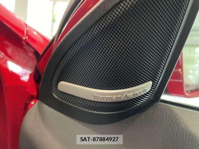 Mercedes Benz GLA-CLASS 2018-01 8880740-8