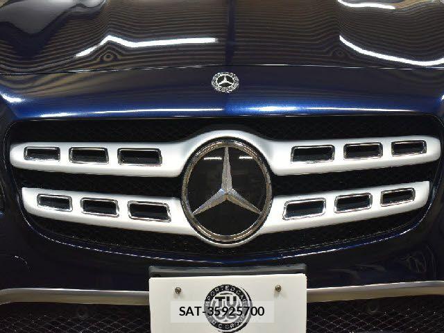 Mercedes Benz GLA-CLASS 2018-09 8880739-25