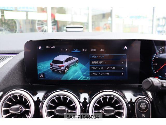 Mercedes Benz GLA-CLASS 2021-01 8880738-11