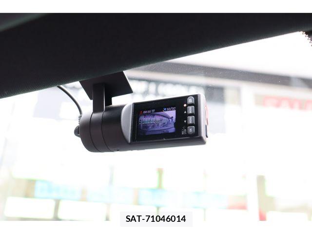 Mercedes Benz GLA-CLASS 2021-01 8880738-15