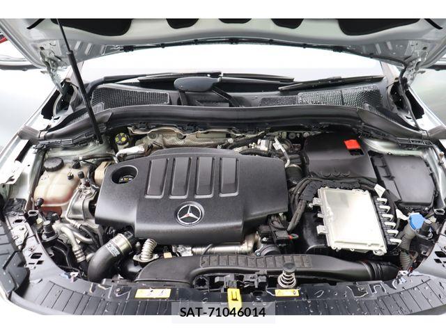 Mercedes Benz GLA-CLASS 2021-01 8880738-28