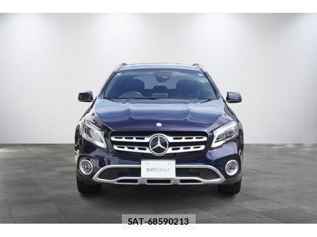Mercedes Benz GLA-CLASS 2017-04 8883901-1