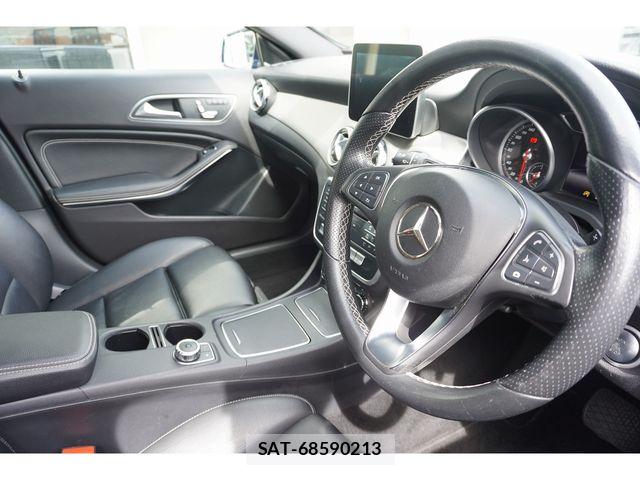 Mercedes Benz GLA-CLASS 2017-04 8883901-19