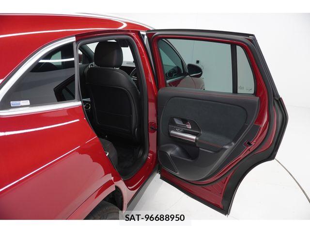Mercedes Benz GLA-CLASS 2024-10 7962593-29