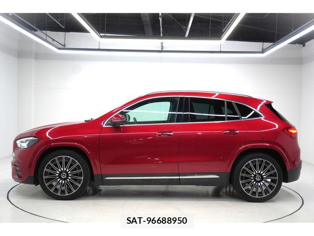 Mercedes Benz GLA-CLASS 2024-10 7962593-7