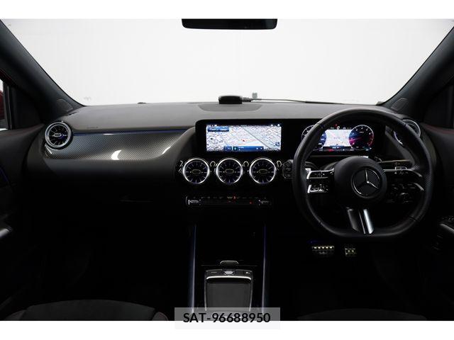 Mercedes Benz GLA-CLASS 2024-10 7962593-8