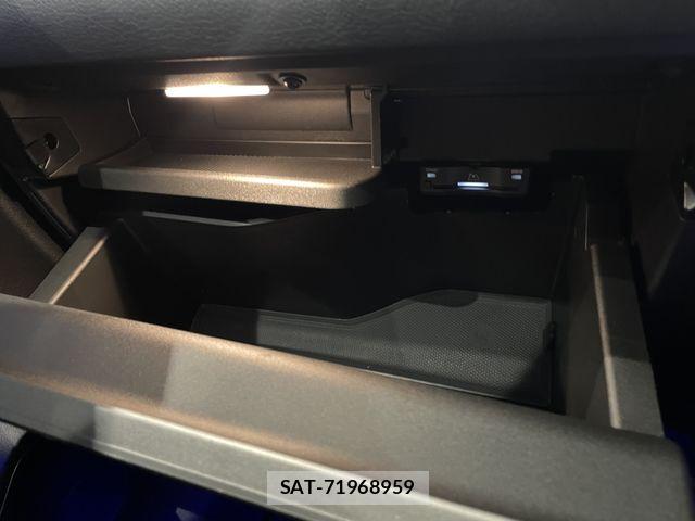 Mercedes Benz GLA-CLASS 2025-02 8158798-14