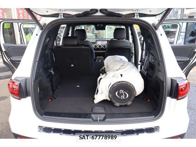 Mercedes Benz GLB-CLASS 2020-01 2211376-26