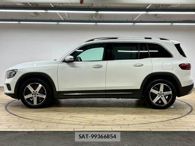 Mercedes Benz GLB-CLASS 2021-06 2318430-17