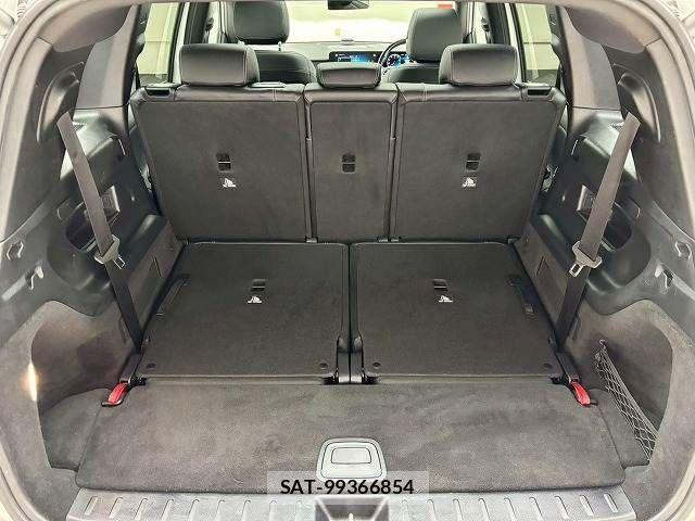 Mercedes Benz GLB-CLASS 2021-06 2318430-19