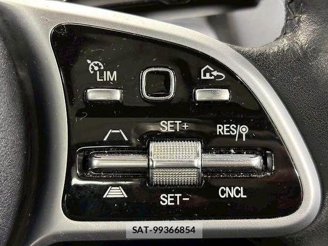 Mercedes Benz GLB-CLASS 2021-06 2318430-5