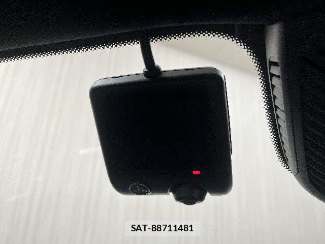 Mercedes Benz GLB-CLASS 2023-08 2670157-11