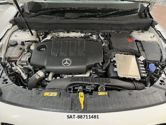 Mercedes Benz GLB-CLASS 2023-08 2670157-27