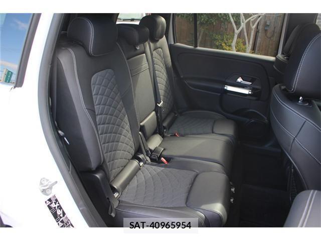 Mercedes Benz GLB-CLASS 2020-10 3015289-13
