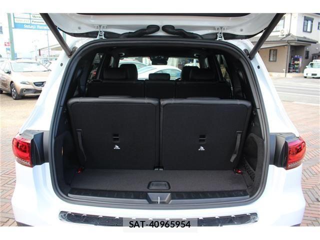 Mercedes Benz GLB-CLASS 2020-10 3015289-5