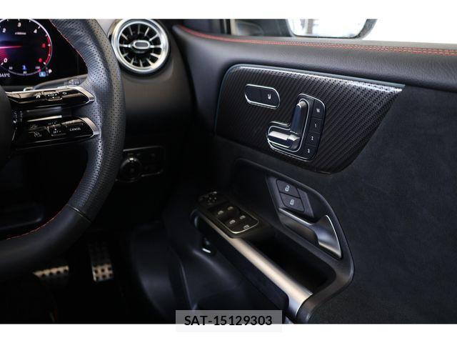 Mercedes Benz GLB-CLASS 2024-06 3414603-18