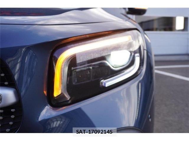 Mercedes Benz GLB-CLASS 2023-04 3907563-11