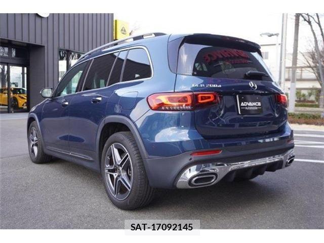 Mercedes Benz GLB-CLASS 2023-04 3907563-2