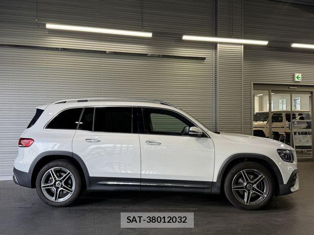 Mercedes Benz GLB-CLASS 2021-06 4755445-2