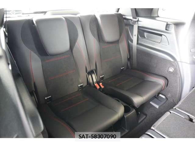 Mercedes Benz GLB-CLASS 2025-07 4967633-16