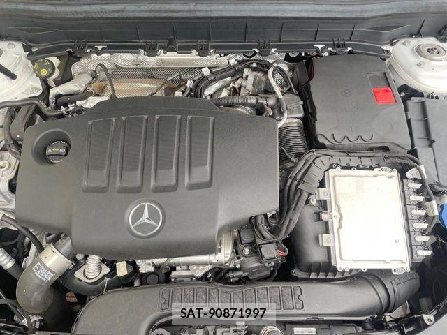 Mercedes Benz GLB-CLASS 2021-06 5871873-18