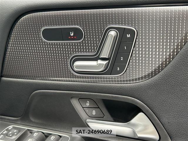 Mercedes Benz GLB-CLASS 2020-09 6012884-9